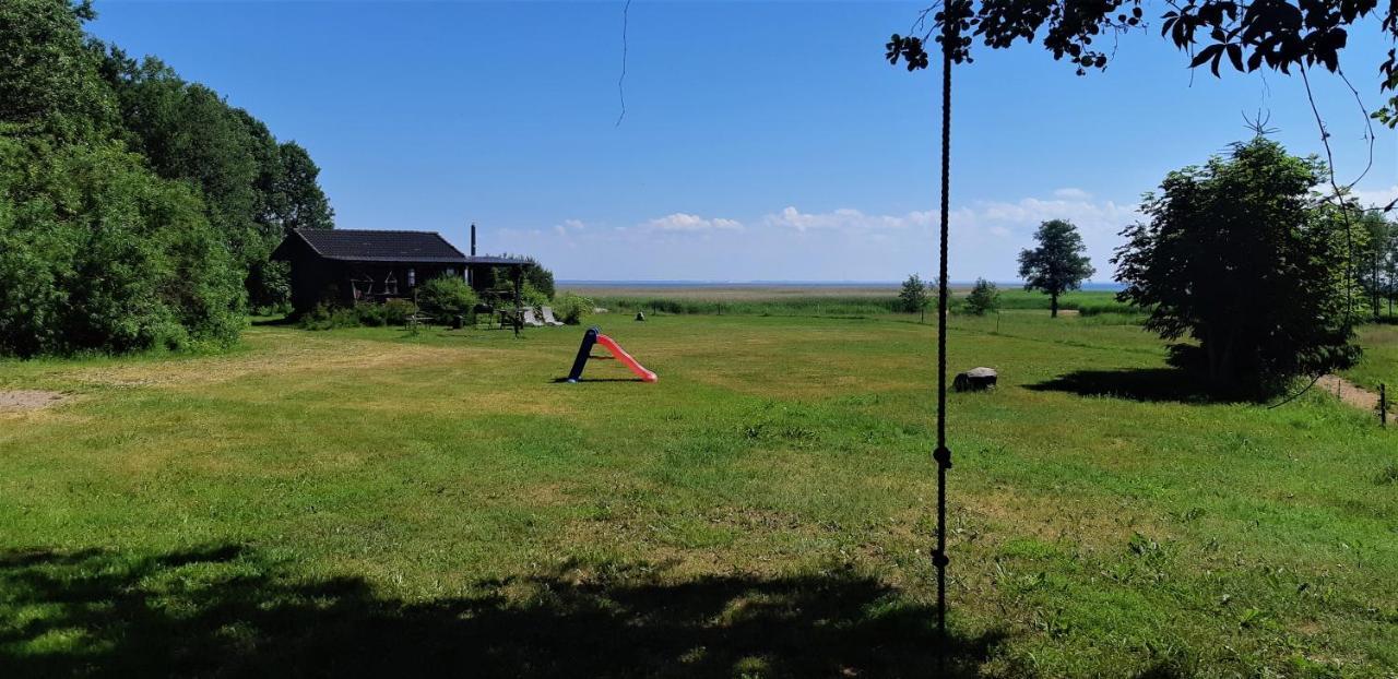 Saulepa Cottage Екстериор снимка