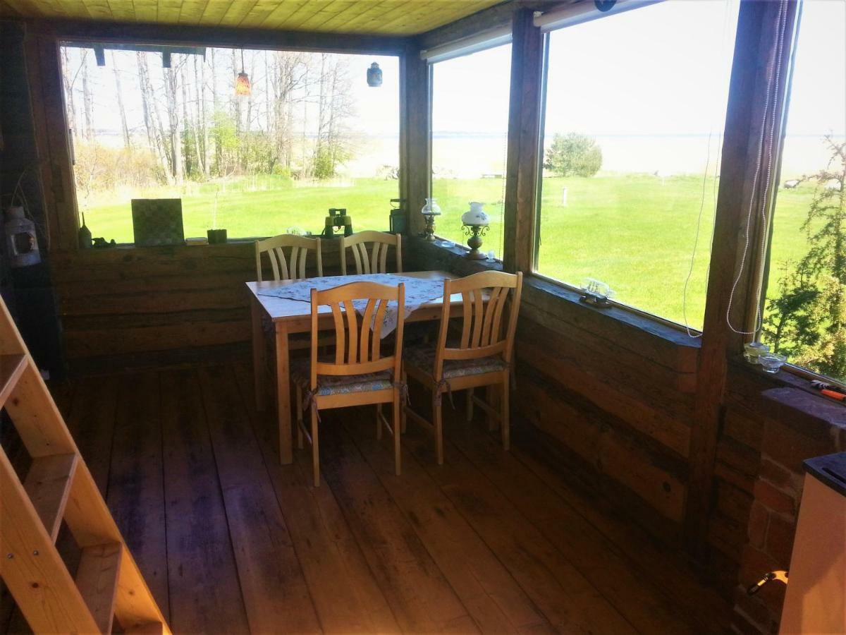 Saulepa Cottage Екстериор снимка